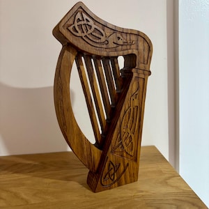 Celtic Harp , Irish Harp , Celtic Design. Irish Heritage