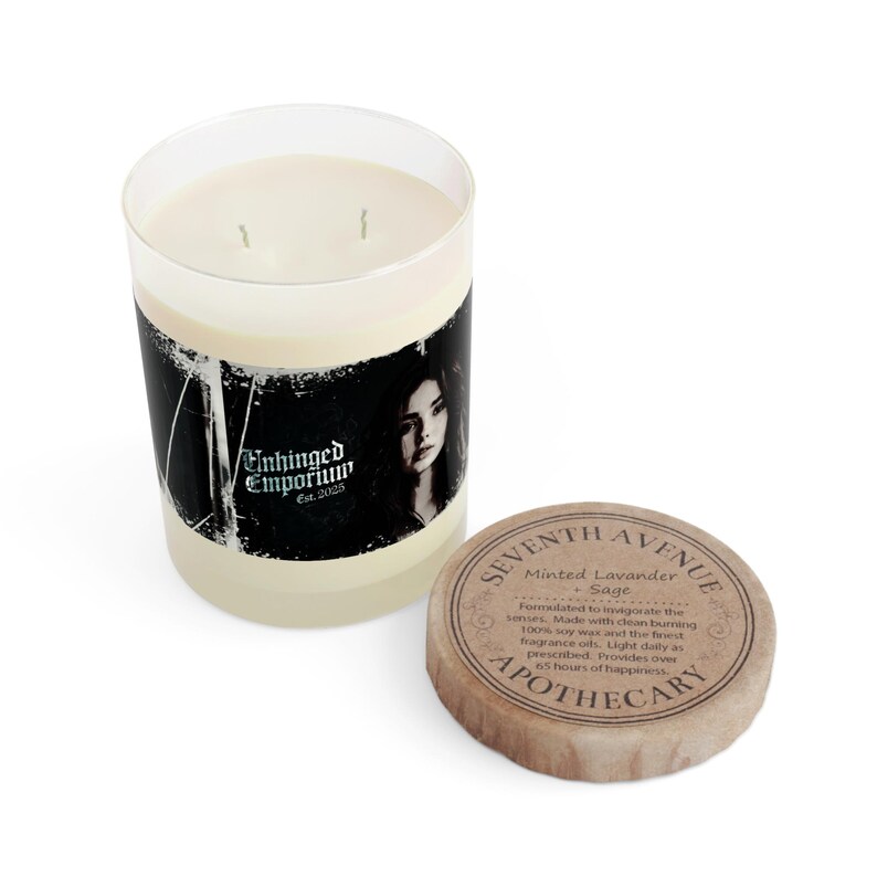 Candela profumata gotica 'Unhinged Ophelia', Emo Haunting, in vetro pieno, 11 once, portacandele, arredamento per la casa, decorazione di Halloween, estetica dark immagine 9