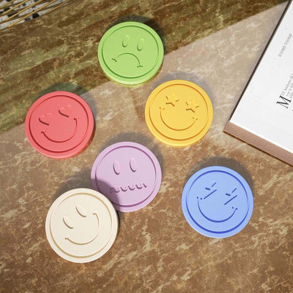 Stampi per sottobicchieri in silicone per emoticon Boowan, stampi rotondi in silicone per decorazioni per la casa di stampi per vassoi portaoggetti in cemento