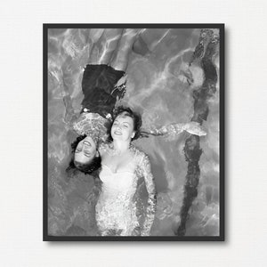 Synchonized Swimmers in Pool, Women Swimming in Pool, Vintage Black and White Photo Printable, Water Sports Lover Gift, Retro Holidays Gift