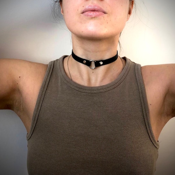 Women's leather choker, day collar, goth collar, collar choker, BDSM collar, sub collar, handmade jewelry made with love