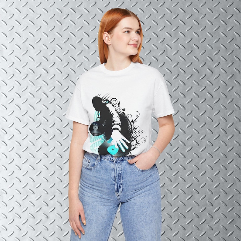 Frutiger Metro T-Shirt DJ, Y2k Graphic Art Shirt, 2000s Aesthetic, Threshold Art Tee, Frutiger Aero Shirt, Y2k Tee image 6