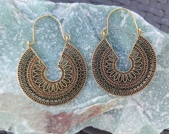 Boho vintage hoop earrings/ chiselled metal boho Ibiza earrings / hippie round earrings