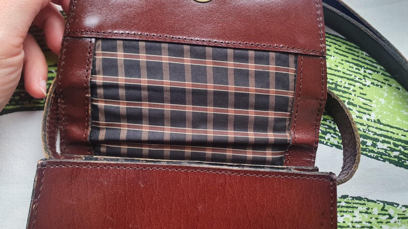 Vintage Leather Crossbody Handbag Purse Bear Design Pure 