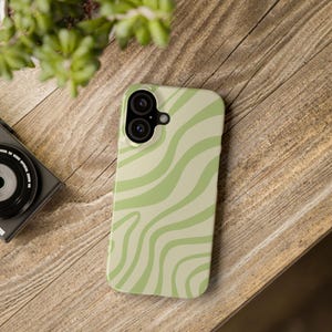 Grüne Wellen iPhone-Hülle für 17 Pro Max, 16 Pro, 15 Plus, 14, 13, 12 Mini, 11 | MagSafe Swirl iPhone Cover Bild 9