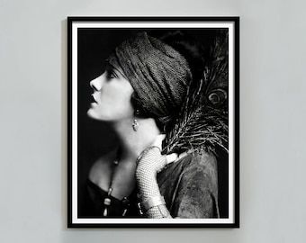 Gloria Swanson Photo by Alfred Cheney, Black and White, Vintage Fashion Photography, Retro Wall Art, Old Hollywood Decor, Digital Download