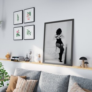Woman in Bathtub Print, Bathroom Poster, Black and White, Fashion Wall Art, Vintage Photography, Teen Girls Bathroom Decor, Digital Download