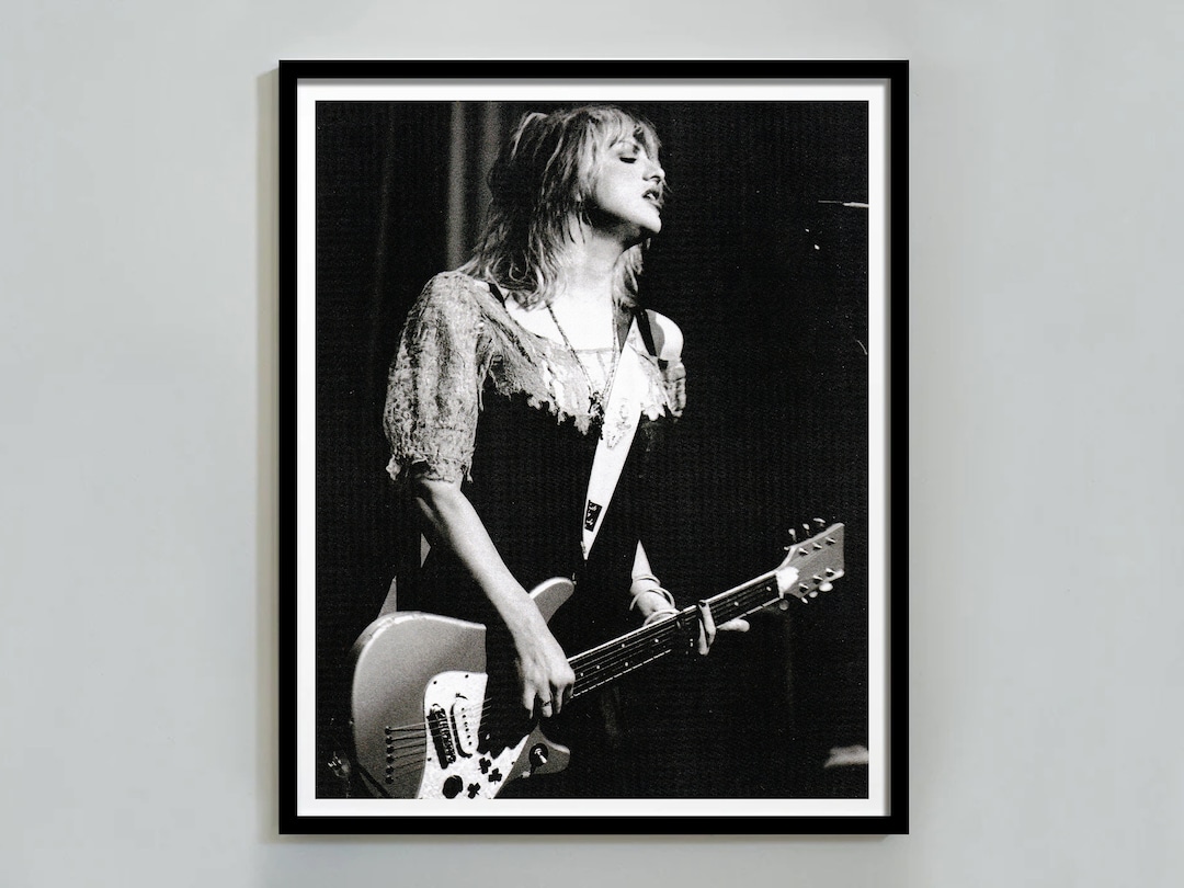 COURTNEY LOVE☆モノクロポスター☆コートニー・ラヴ☆UKプリント☆ il_1080xN.5884315264_7d42.jpg