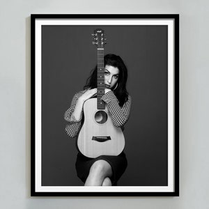 Impresión de guitarra de Amy Winehouse, blanco y negro, póster feminista, arte mural vintage, fotografía de moda, descarga digital, década de 1990, póster musical