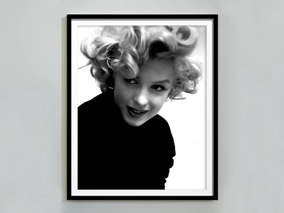 Marilyn Monroe Print, Black and White, Fashion Photography, Vintage Movie Poster, Old Hollywood Decor, Printable Wall Art, Digital Download