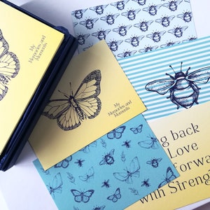 Coffret souvenir affectueux, un cadeau pour le deuil ou la perte d'un ami, 20 cartes de souvenir de luxe, sur le thème des abeilles et des papillons