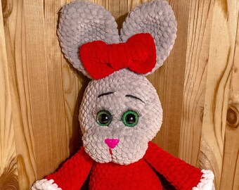 Lapin au crochet fait à la main