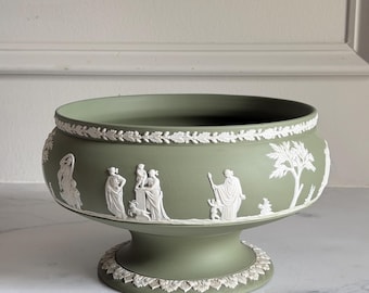 Bol de consola con base de Wedgwood Green Jasperware vintage, fabricado en Inglaterra, 8,25" x 5".