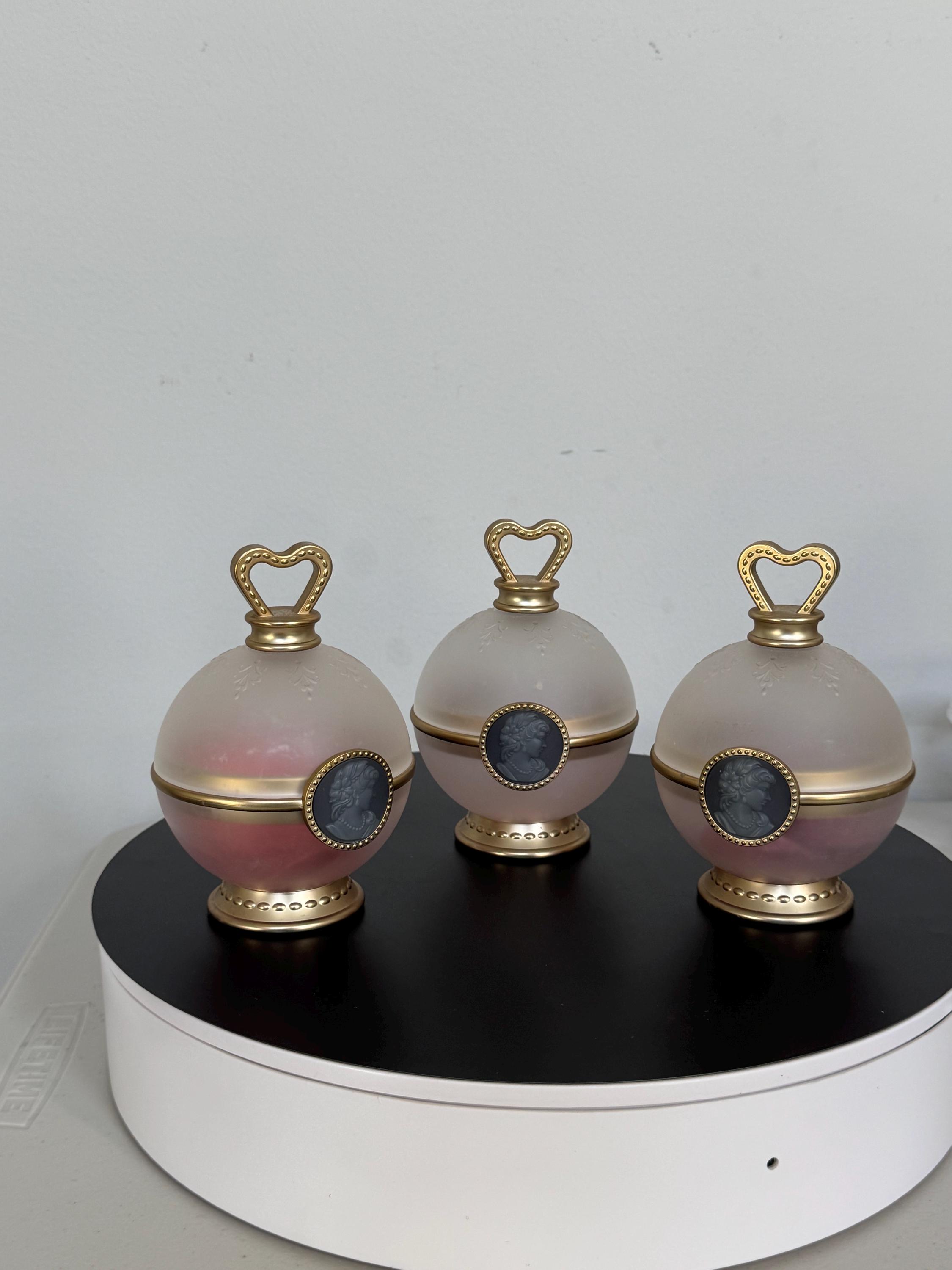 Les Merveilleuses Ladurée Rose Face Color Pot (empty Container
