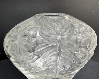 New in Box: Lalique Anemone Flower Sculpture ~ Symbol of Purity