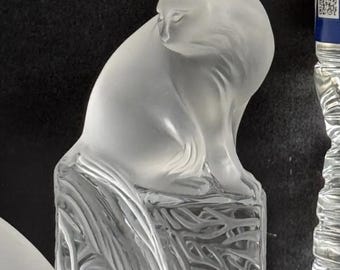 Vintage Lalique France Doumi Crystal Cat on Pedestal Paperweight, Frosted Seated Kitty Fern Block Base Signed French Glass Figurine 5.25"
