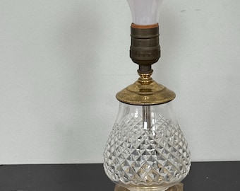 Lámpara vintage de cristal Waterford sobre base de bronce de 8,5" x 3,5"