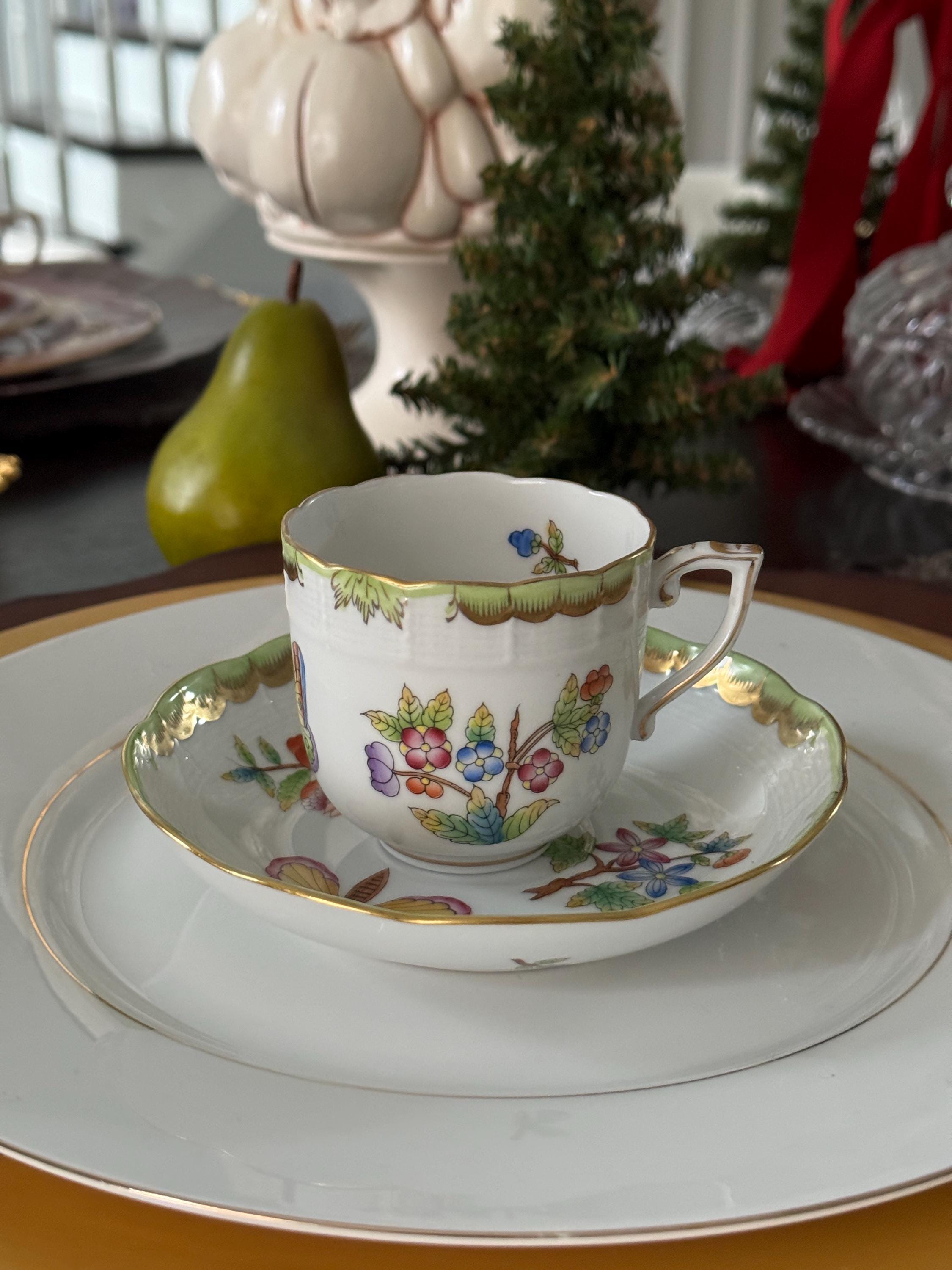 都内で Queen Victoria Saucer - Etsy 1800年 - 1900年