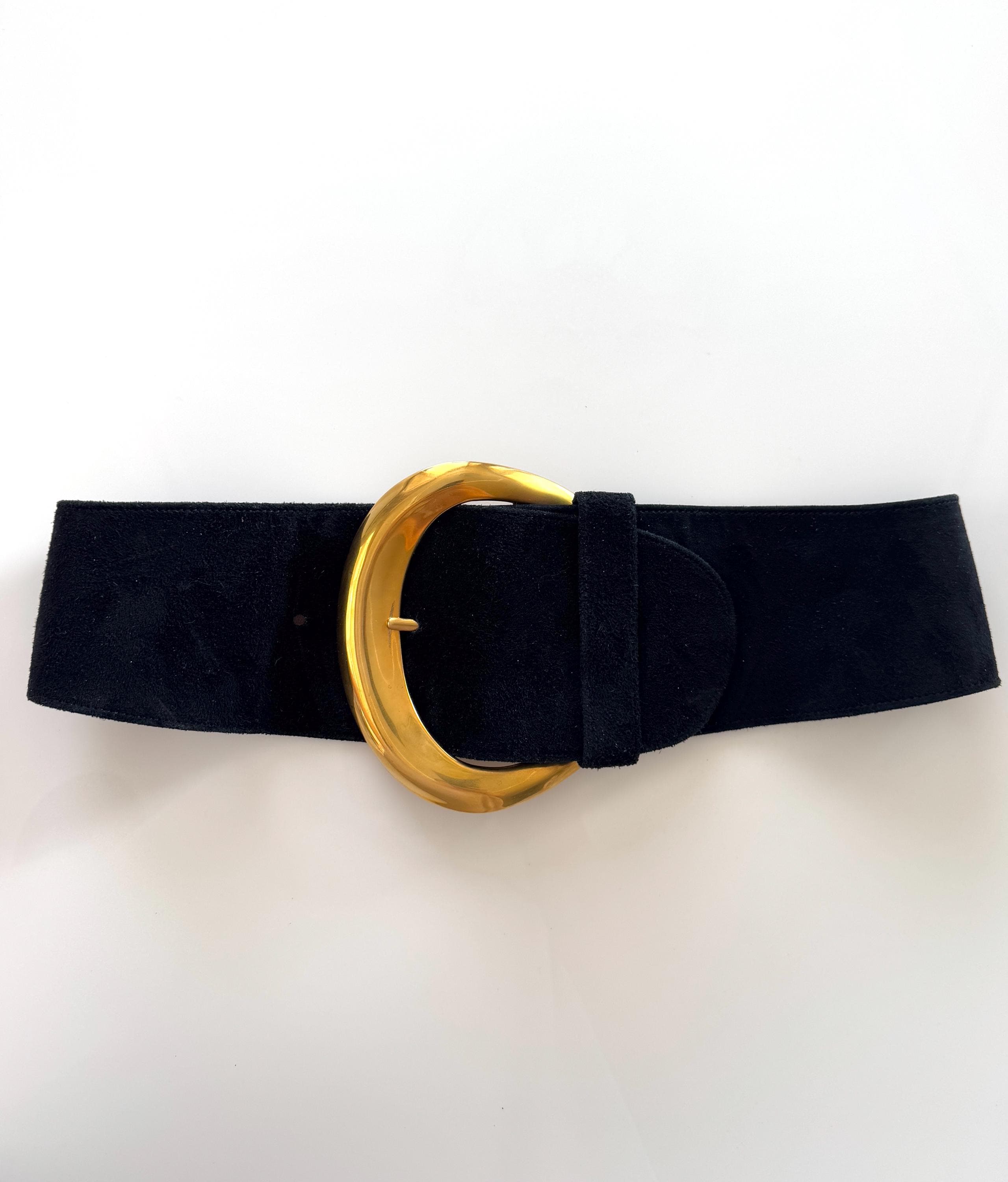 Donna Karan Vintage Black Suede Belt  Gold Tone Crescent Buckle Large READ Choice of Vintage Donna Karan Black Suède Belt of Oversized  main image 2