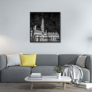 Photographie de la Grand Place de Bruxelles de nuit, Cadre en bois, Canva ou Poster, Différentes tailles, Qualité Premium image 2