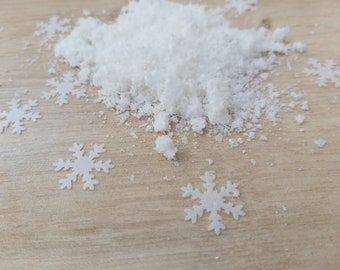 40g of edible snow and snowflakes cake topper