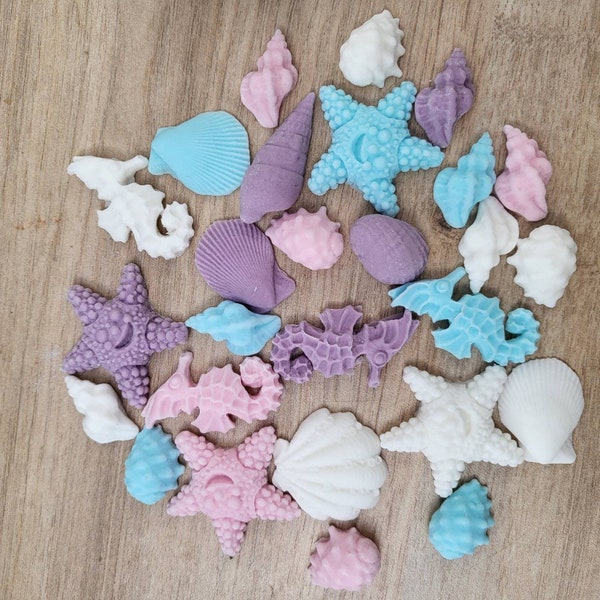 18 x Sea life Sea shell edible cupcake toppers