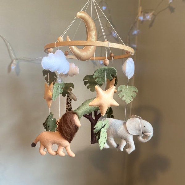 Baby mobile safari, Safari mobile, Jungle mobile nursery , Lion mobile, Safari baby shower gift