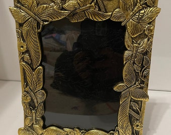 Gold Vintage antique heavy photo frame 6"X4"Handmade gold plated butterfly pattern great for gifting frame size 8 X 6Inch for tables.