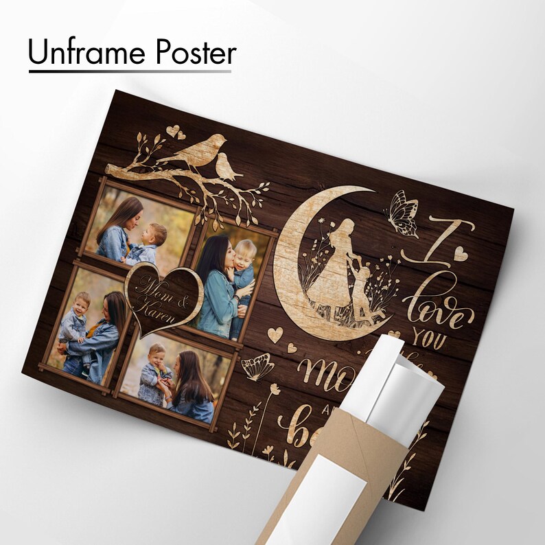 K&ouml;nnte beinhalten: Ungerahmtes Poster mit Holzmaserung-Hintergrund mit Familienfotos, einem Halbmond-Design und den Worten "I love you more than all the stars". Das Poster enth&auml;lt den Text "Mom & Karen".