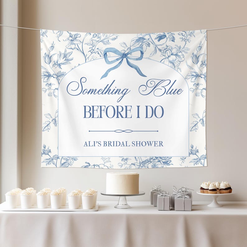 Banner de despedida de soltera "Algo azul antes de hacer" con fondo de fotos personalizado para despedida de soltera en azul polvoriento, letreros de toile azul para despedida de soltera. imagen 4