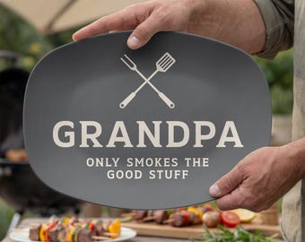 Plato personalizado para ahumar carne para el abuelo: Plato personalizado para barbacoa del Día del Padre, anuncio de embarazo para el abuelo.