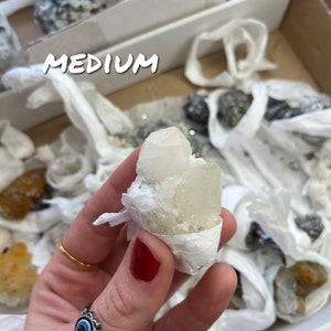 Raw Crystal / Mineral Clusters image 9