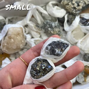 Raw Crystal / Mineral Clusters image 7