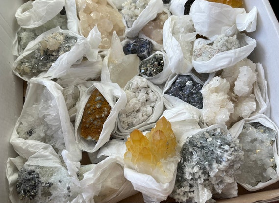 Raw Crystal / Mineral Clusters