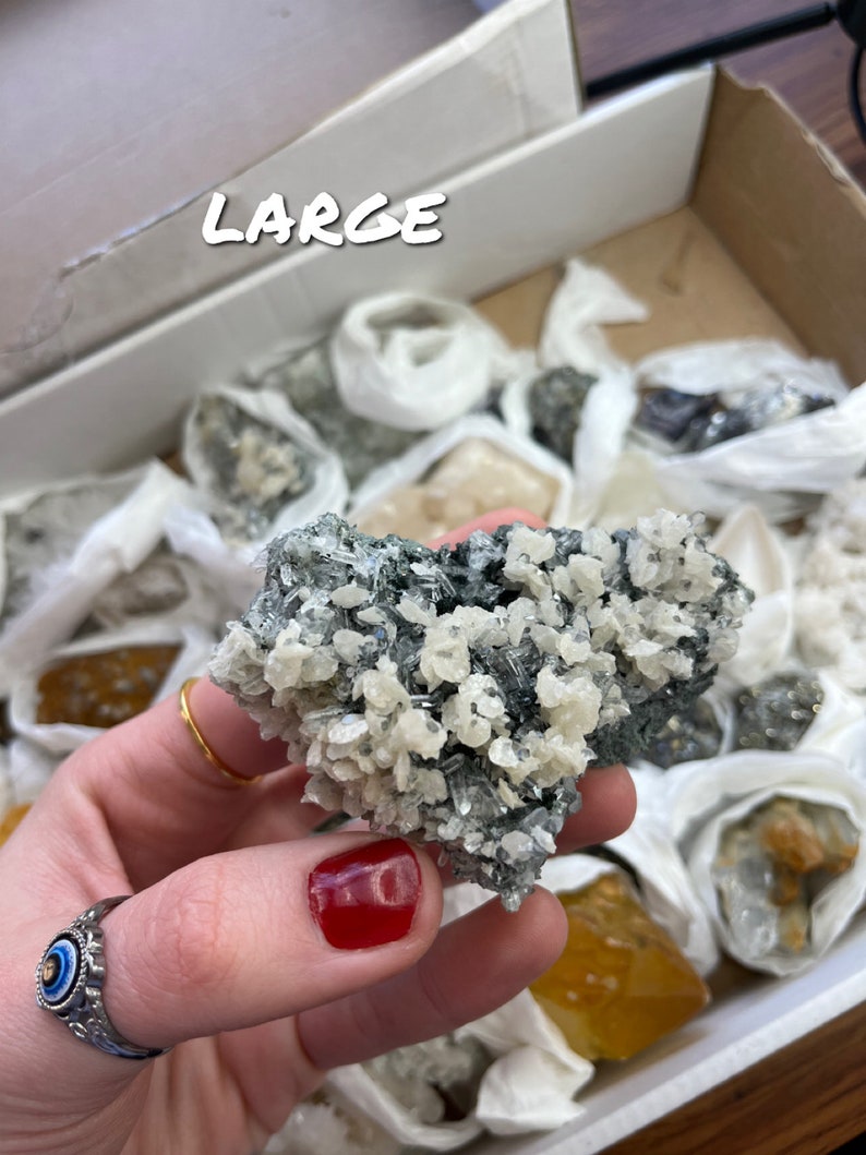 Raw Crystal / Mineral Clusters image 2