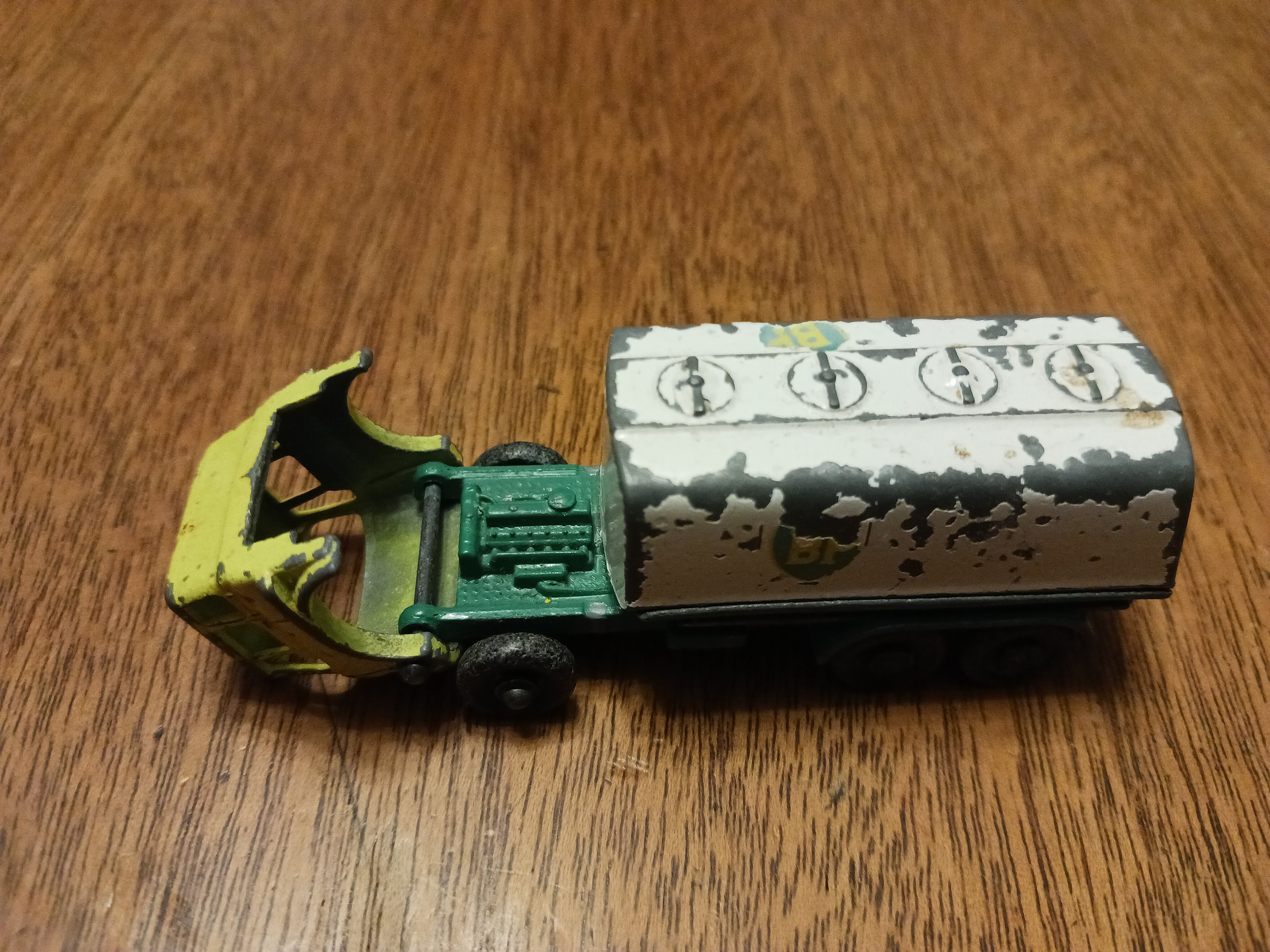 Matchbox Lesney Petrol Tanker ARAL en bleu/blanc
