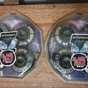 Black hole performance rollerblade wheels