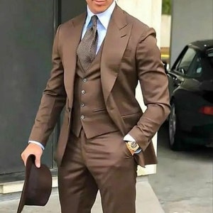 Männer Braune Anzüge, dreiteiliger Anzug, Hochzeitsanzug Bräutigam Tragen Anzug 3-teiliger Anzug Ein Knopfanzug Party Wear Anzüge, Lässige Slim Fit 3-teiliger Anzug.