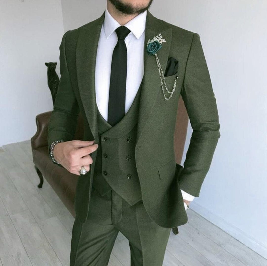Green Notched Lapel Three-Piece Reception Suit for Groom
