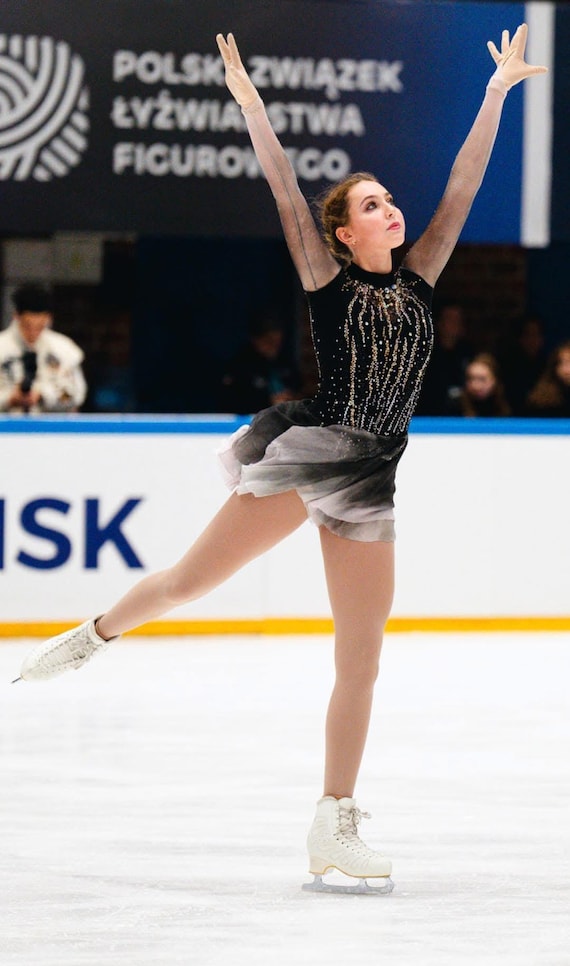 design ice skating dress Sketch Figure Skating Dress Designers 80's Figure Skating Dress Spandex  Simplified