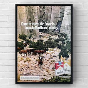 Vintage anni '70 Marlboro Cigarettes 70s Cowboy Western Magazine Page Ad Poster Carta Stampa Wall Art Home Decor Retro Regalo Originale Collezionabile