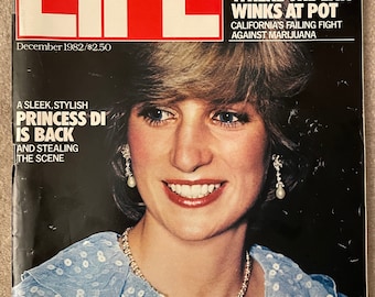 Vintage 1980s LIFE Magazine Royals retro book December 1982 poster 80s print USA Princess Diana Marlboro western Home decor Lee Beer Ad