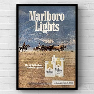 Vintage anni '70 Marlboro Cigarettes 70s Cowboy Western Magazine Page Ad Poster Carta Stampa Wall Art Home Decor Retro Regalo Originale Collezionabile