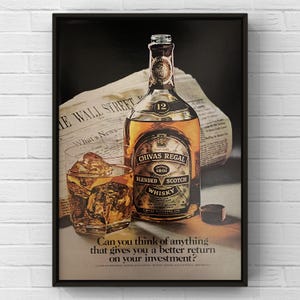 Cartel de publicidad vintage de la década de 1970 con whisky escocés Chivas Regal, barra de los años 70, página de revista, arte de pared, decoración del hogar, regalo retro, colección original, cueva del hombre