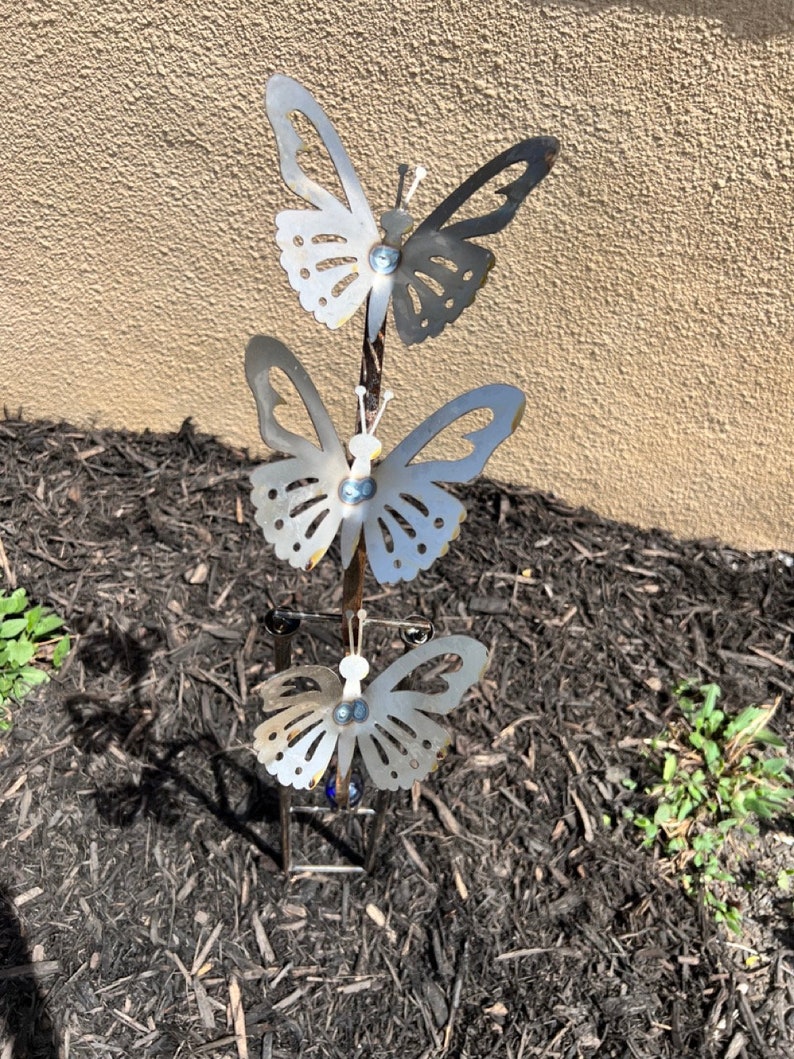 Premium Cast Iron Garden Art Wind Spinner Triple Balance