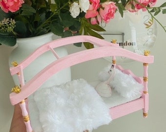 1:12 Scale Pink Dollhouse Twin Canopy Bed with Bedding/Dollhouse Vintage Bed/Miniature Whimsical Bed