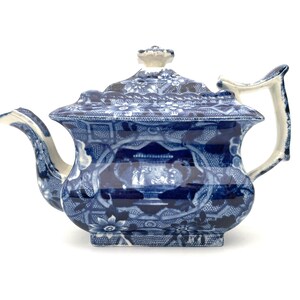 Antique Regency Period Historical Flow Blue Transferware Pearlware Tea Pot with Floral Design