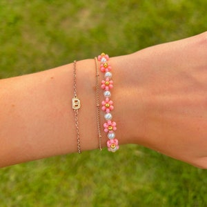 Pearl Beaded Flower Bracelet
