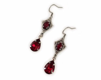 Pendientes góticos victorianos de rubí, rojos, icónicos, clásicos, oscuros, accesorios de la Academia