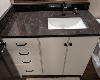 Cyfrowe plany modułowej szafki łazienkowej: umywalka offsetowa DIY 42"x22", wysokość komfortowa